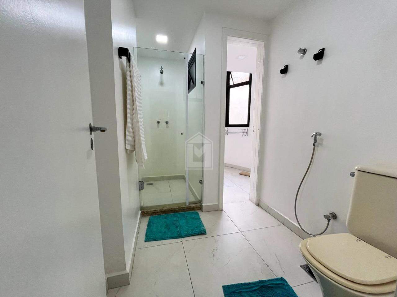 Apartamento à venda com 3 quartos, 225m² - Foto 22