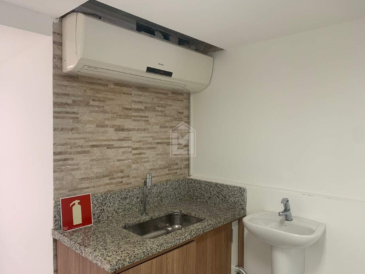 Loja-Salão para alugar, 26m² - Foto 13