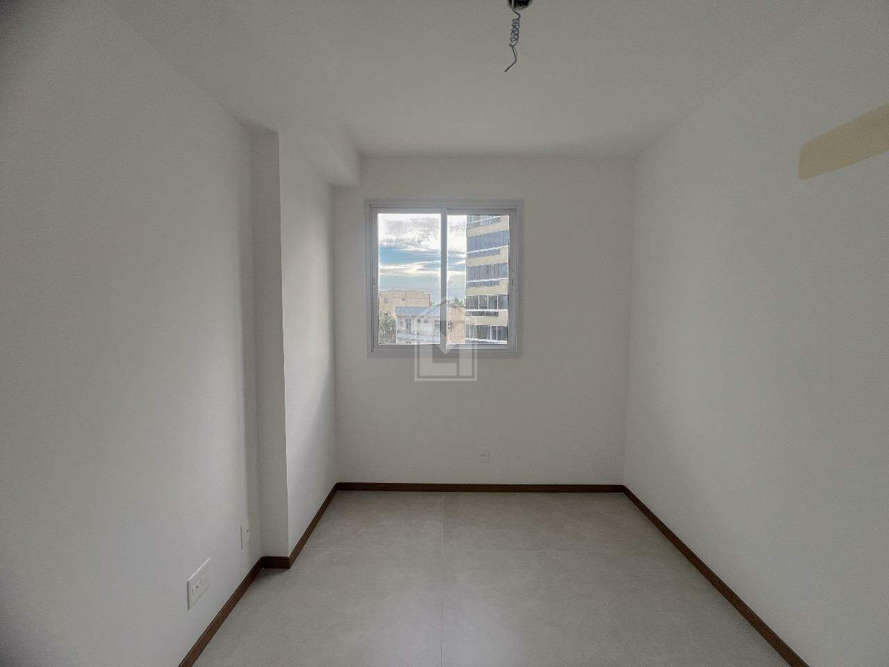 Apartamento à venda com 3 quartos, 85m² - Foto 15