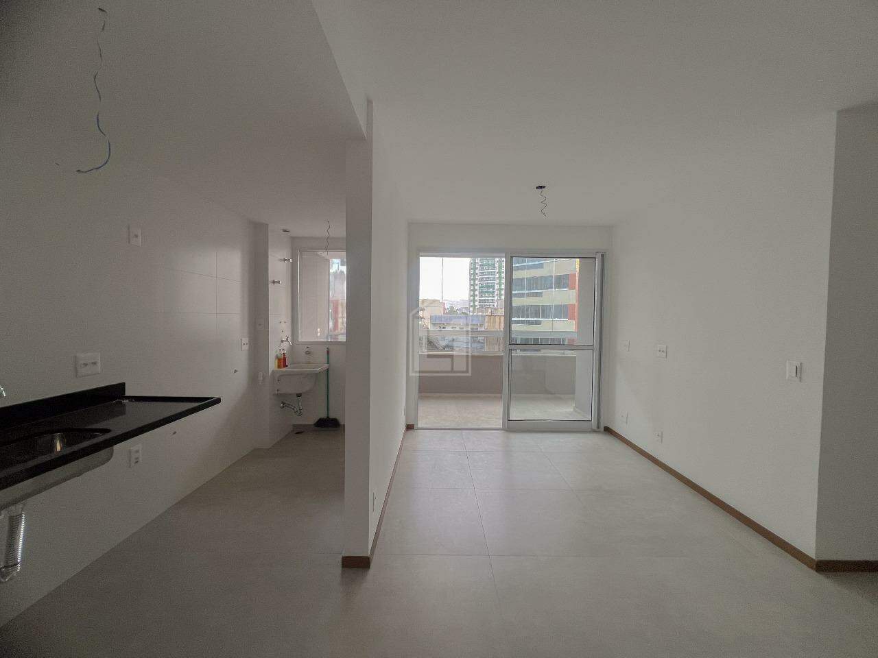 Apartamento à venda com 3 quartos, 85m² - Foto 7