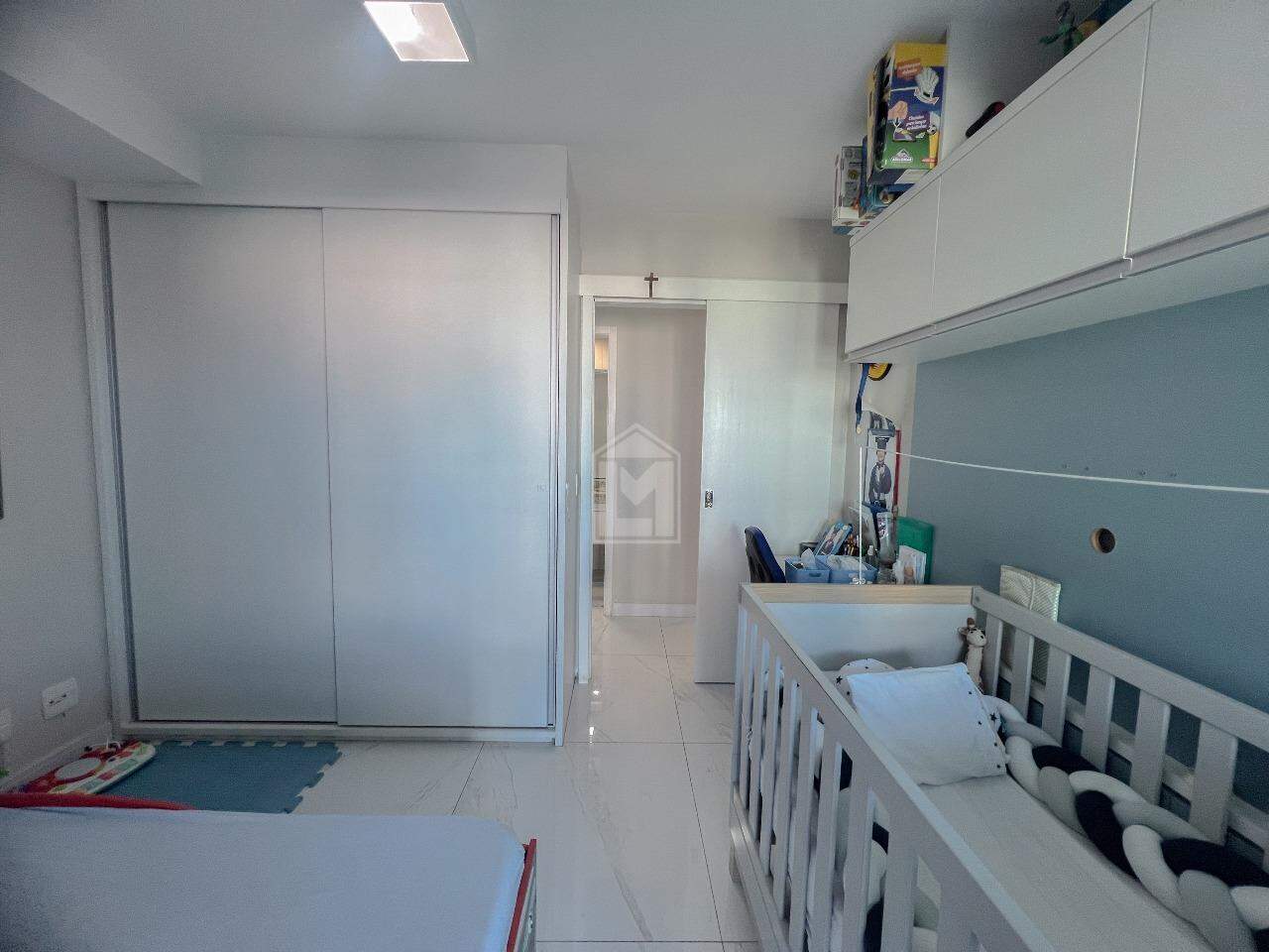 Apartamento à venda com 2 quartos, 75m² - Foto 14