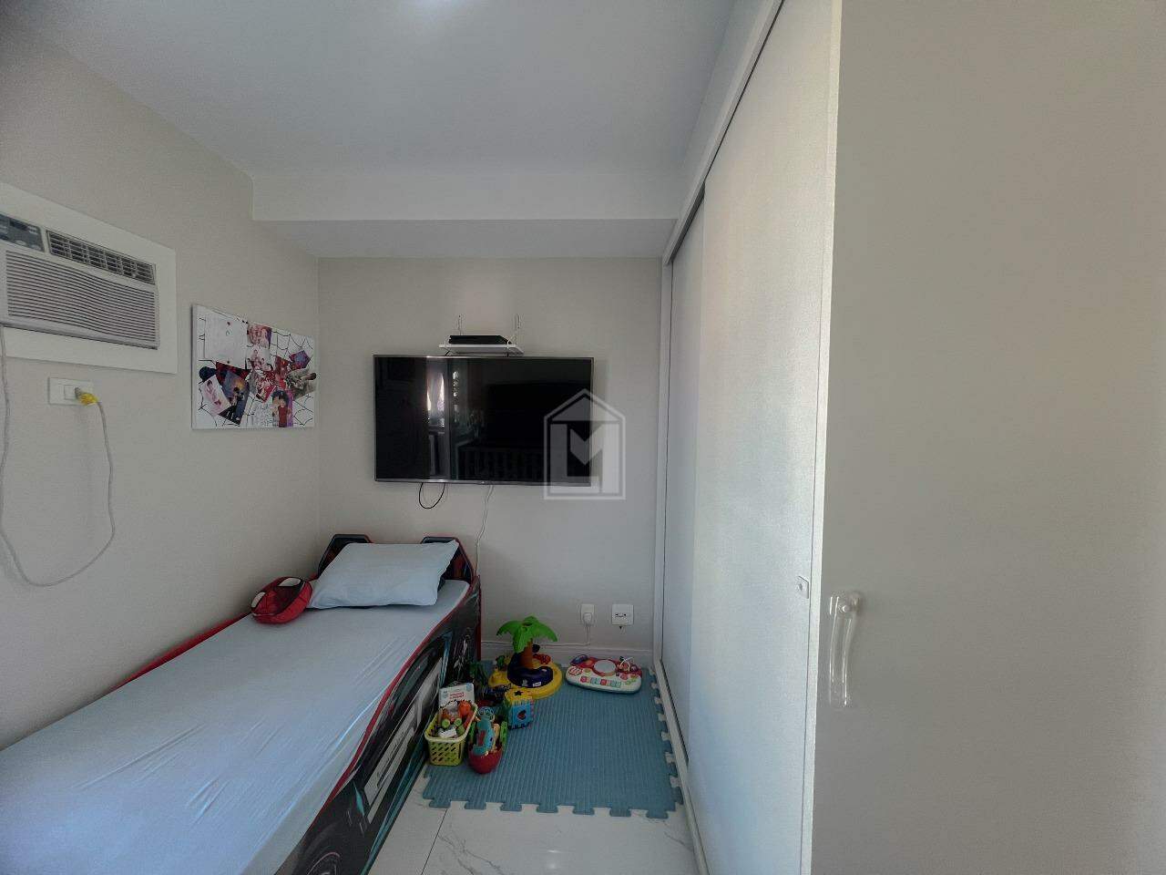 Apartamento à venda com 2 quartos, 75m² - Foto 17