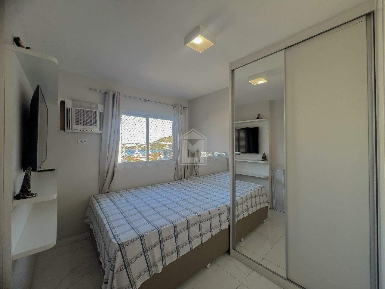 Apartamento à venda com 2 quartos, 75m² - Foto 21