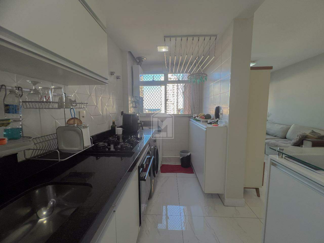 Apartamento à venda com 2 quartos, 75m² - Foto 12