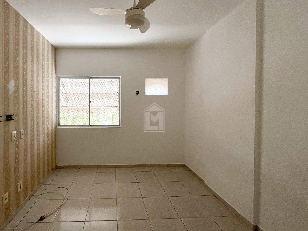 Apartamento para alugar com 2 quartos, 65m² - Foto 8