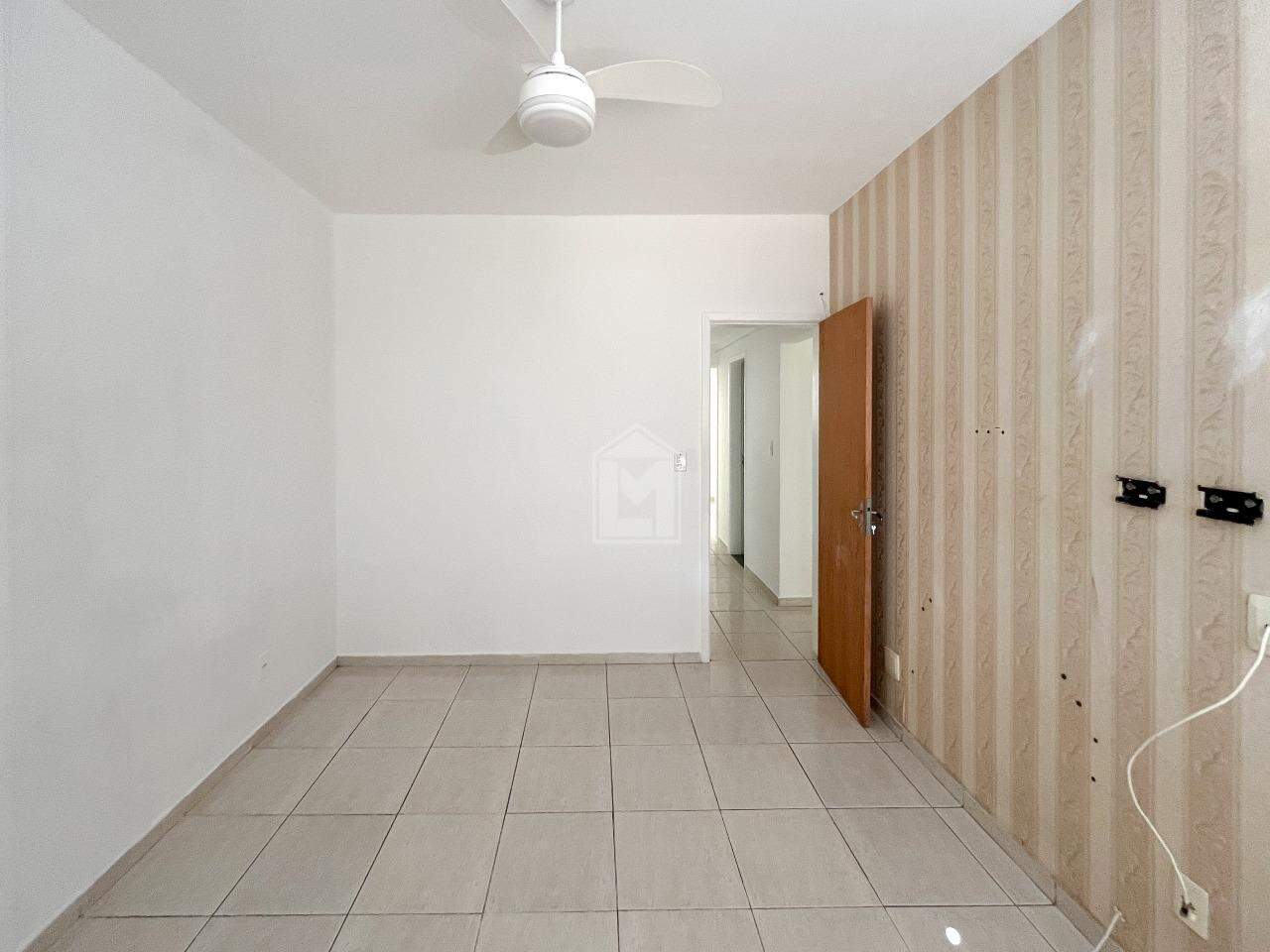 Apartamento para alugar com 2 quartos, 65m² - Foto 9