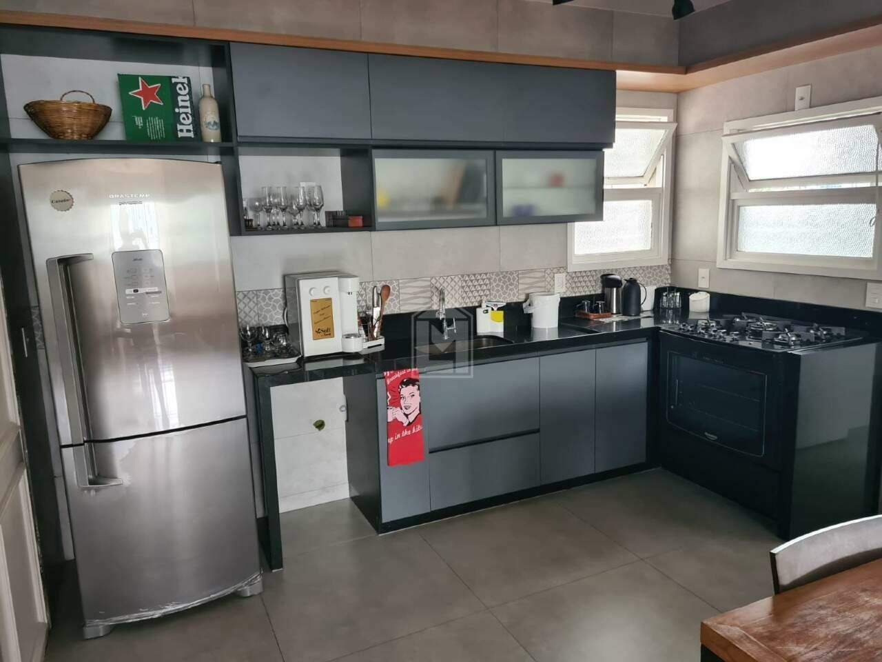 Apartamento à venda com 3 quartos, 128m² - Foto 1