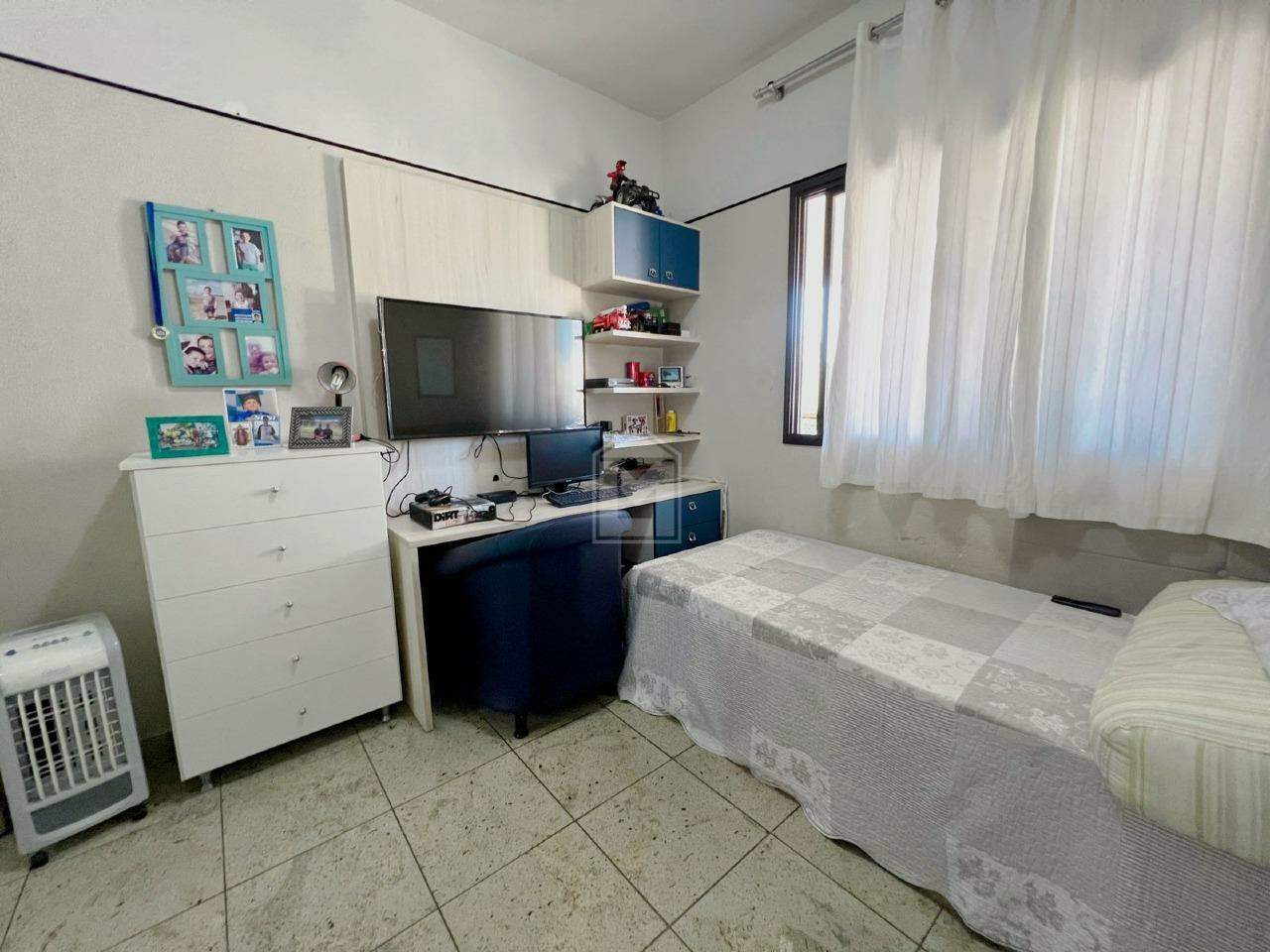 Apartamento à venda com 4 quartos, 150m² - Foto 15