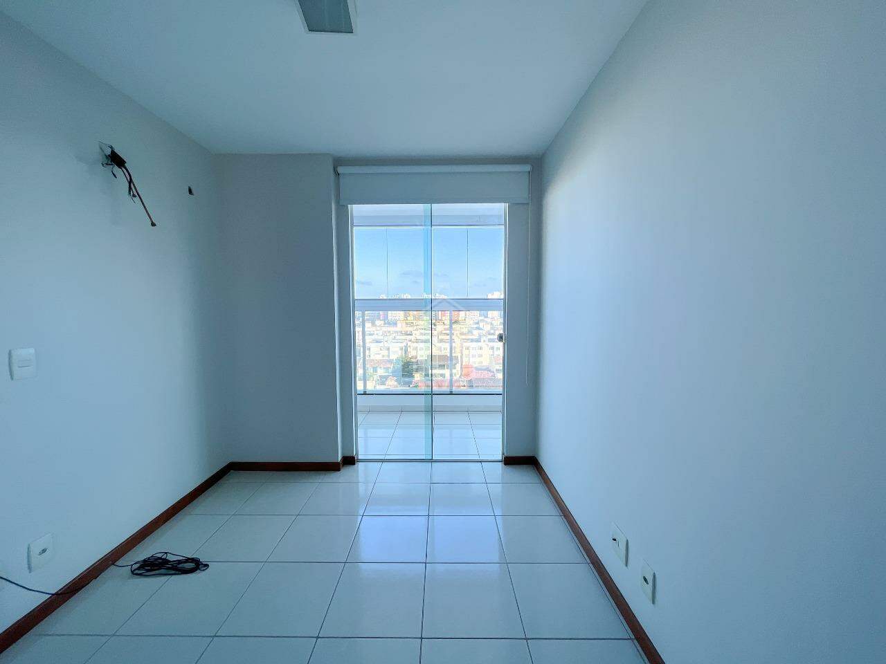 Apartamento à venda com 2 quartos, 68m² - Foto 13