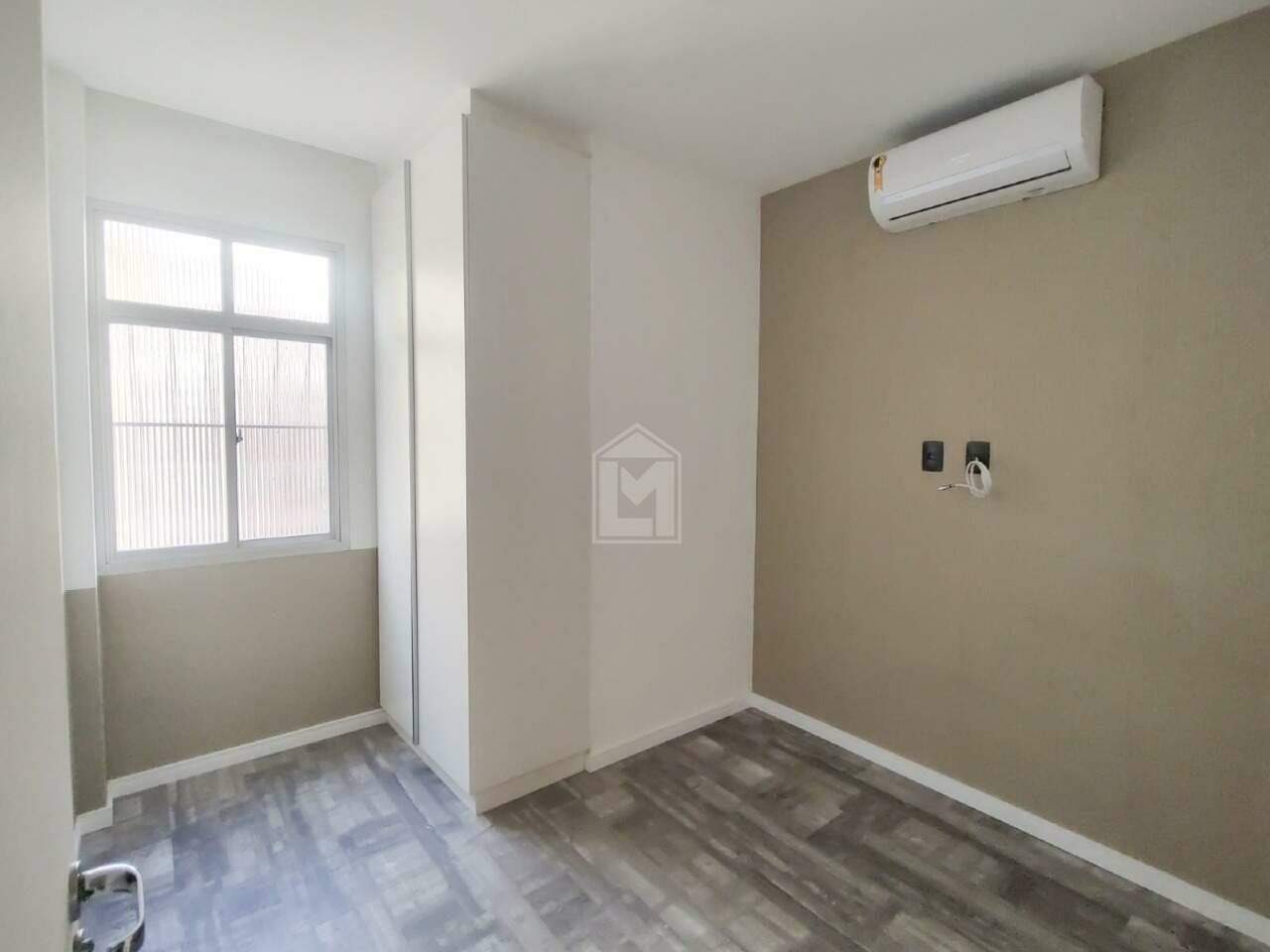 Apartamento à venda com 4 quartos, 130m² - Foto 5