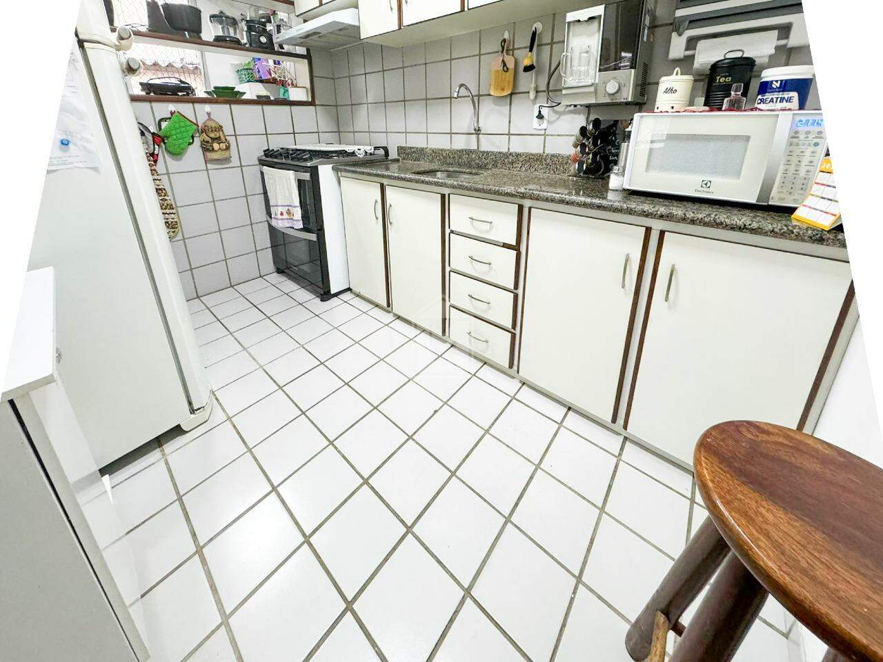 Apartamento à venda com 3 quartos, 75m² - Foto 16