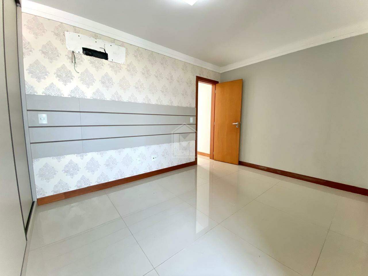 Cobertura à venda com 4 quartos, 240m² - Foto 16