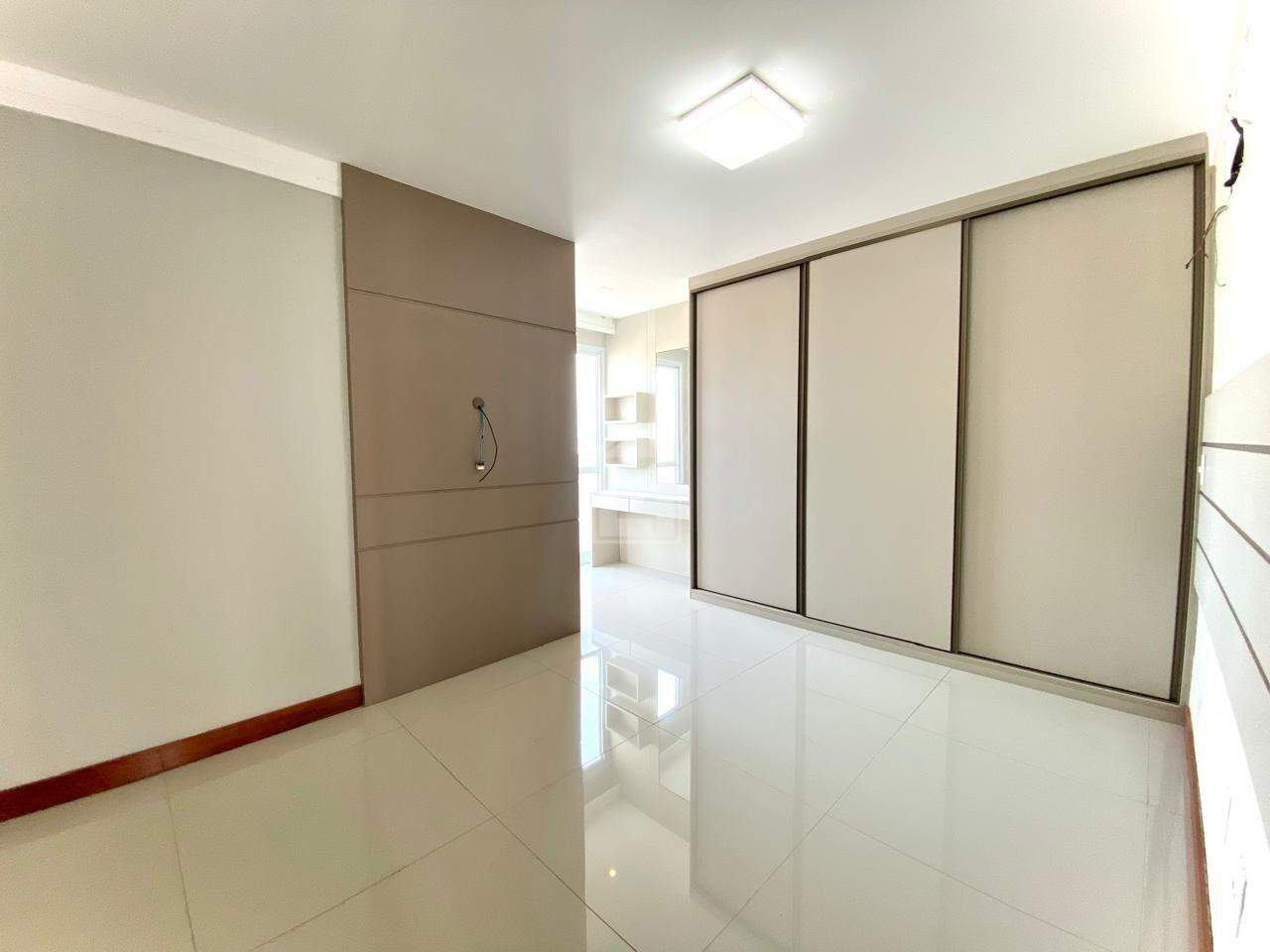 Cobertura à venda com 4 quartos, 240m² - Foto 15