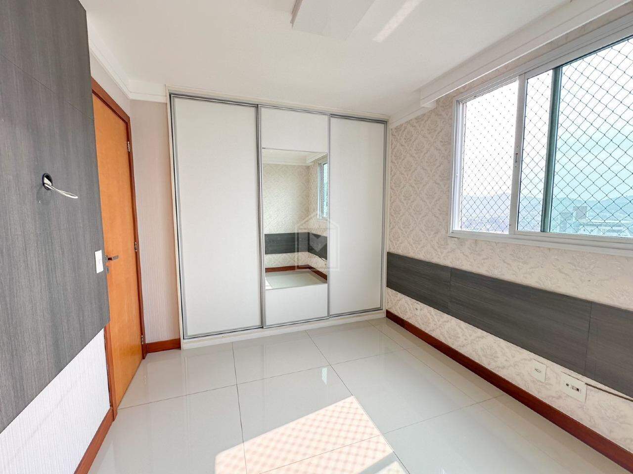 Cobertura à venda com 4 quartos, 240m² - Foto 6