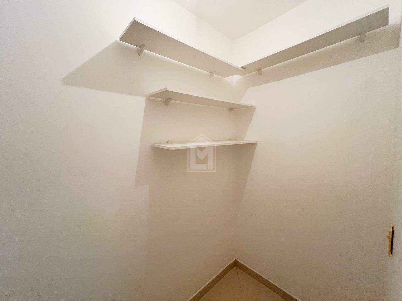 Apartamento à venda com 2 quartos, 75m² - Foto 13