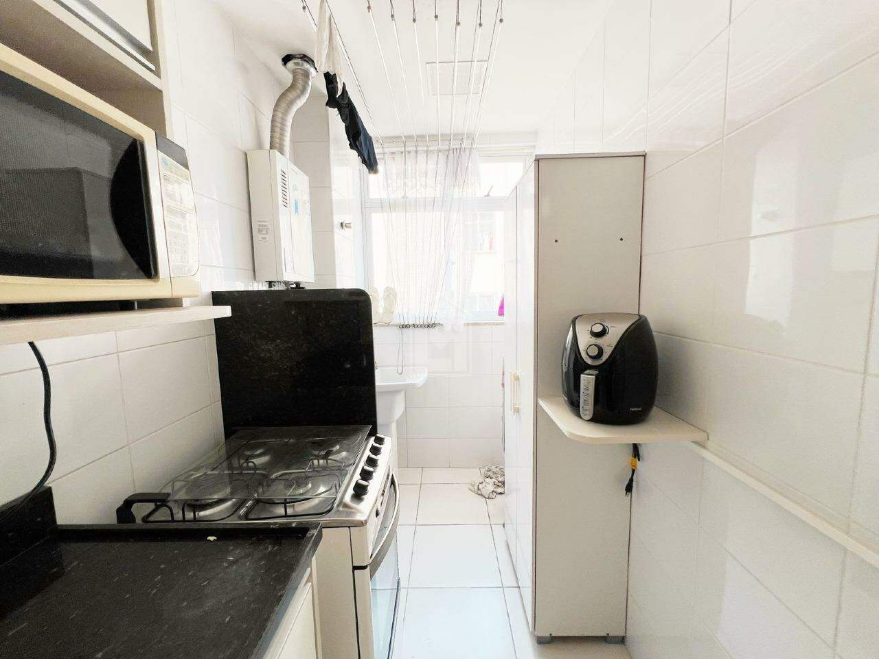 Apartamento à venda com 2 quartos, 67m² - Foto 6