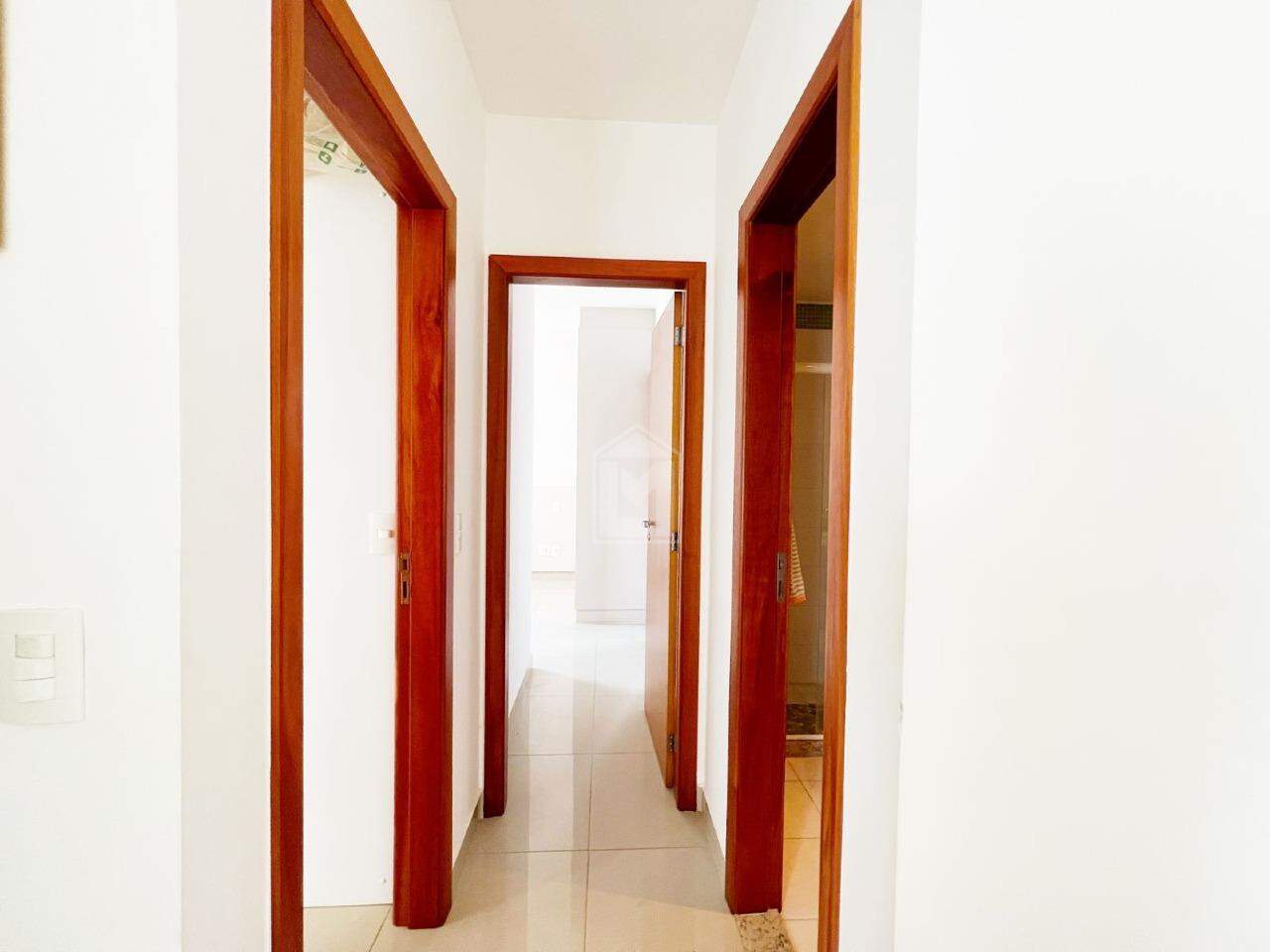 Apartamento à venda com 2 quartos, 67m² - Foto 9