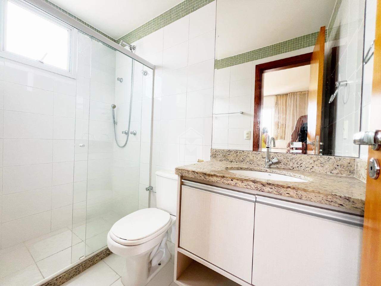 Apartamento à venda com 2 quartos, 67m² - Foto 14