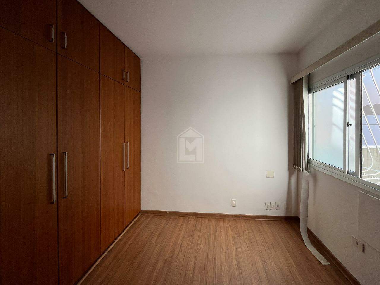 Apartamento para alugar com 2 quartos, 70m² - Foto 5