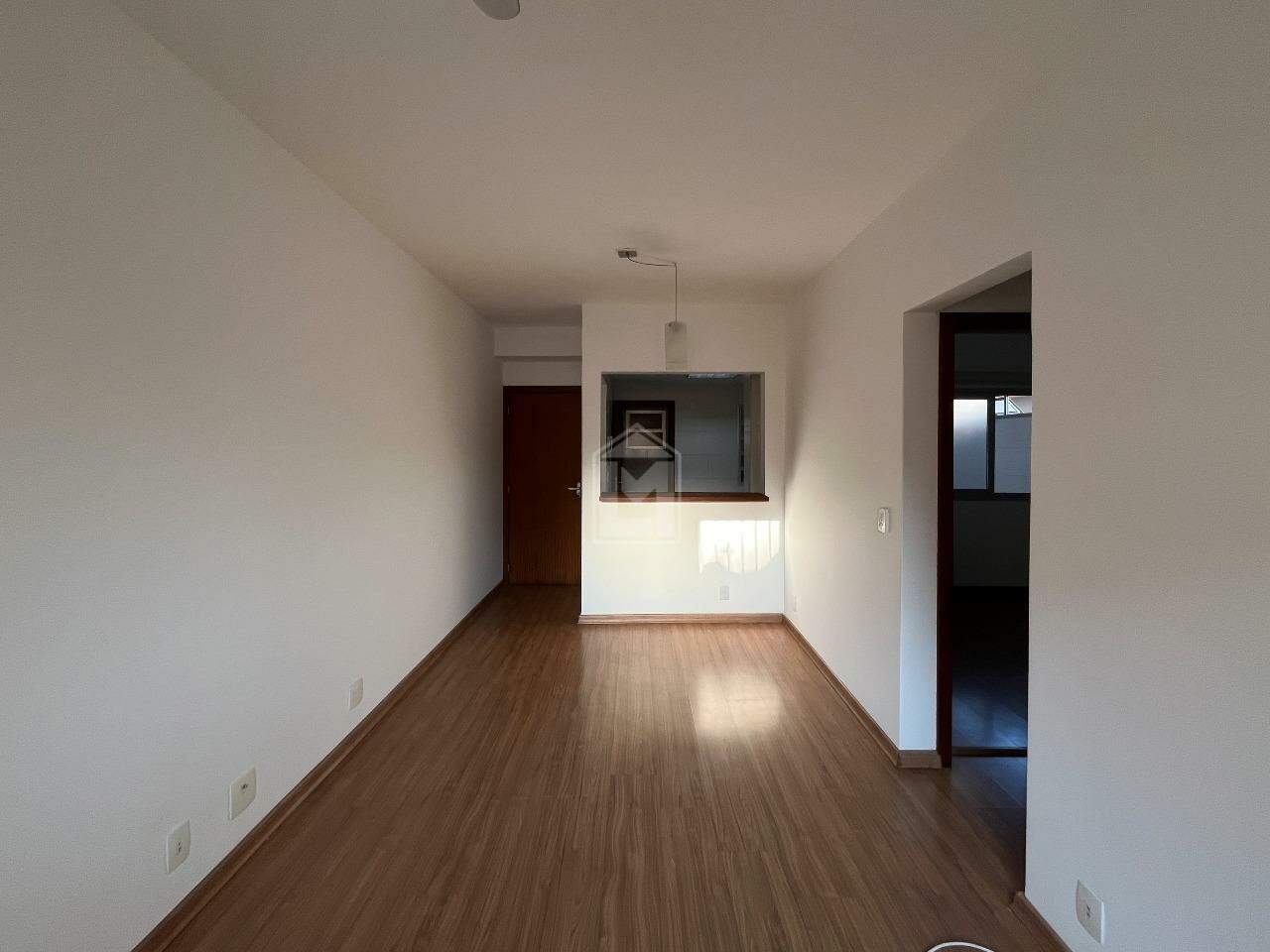 Apartamento para alugar com 2 quartos, 70m² - Foto 2