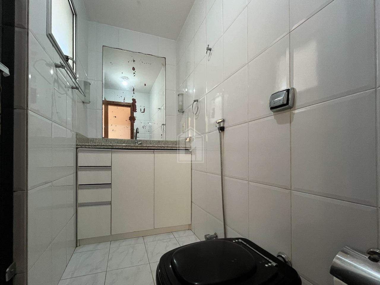 Apartamento para alugar com 2 quartos, 70m² - Foto 10