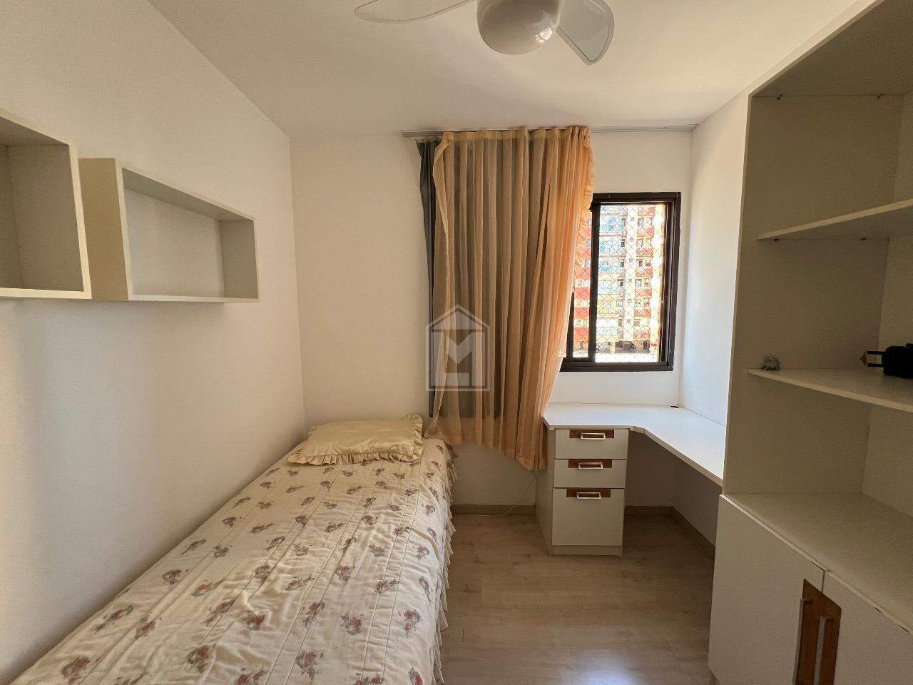 Apartamento para alugar com 3 quartos, 115m² - Foto 10