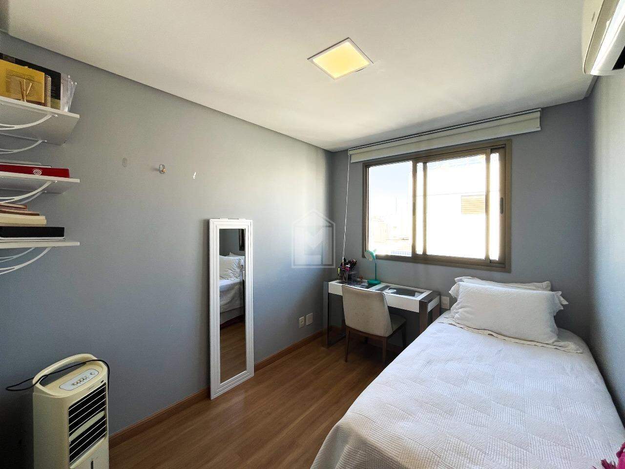 Apartamento à venda com 2 quartos, 70m² - Foto 6