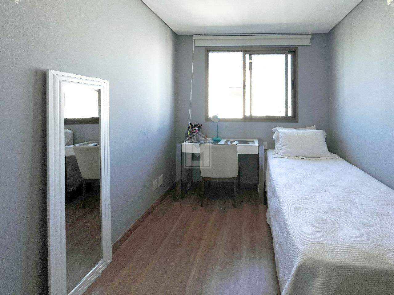 Apartamento à venda com 2 quartos, 70m² - Foto 7