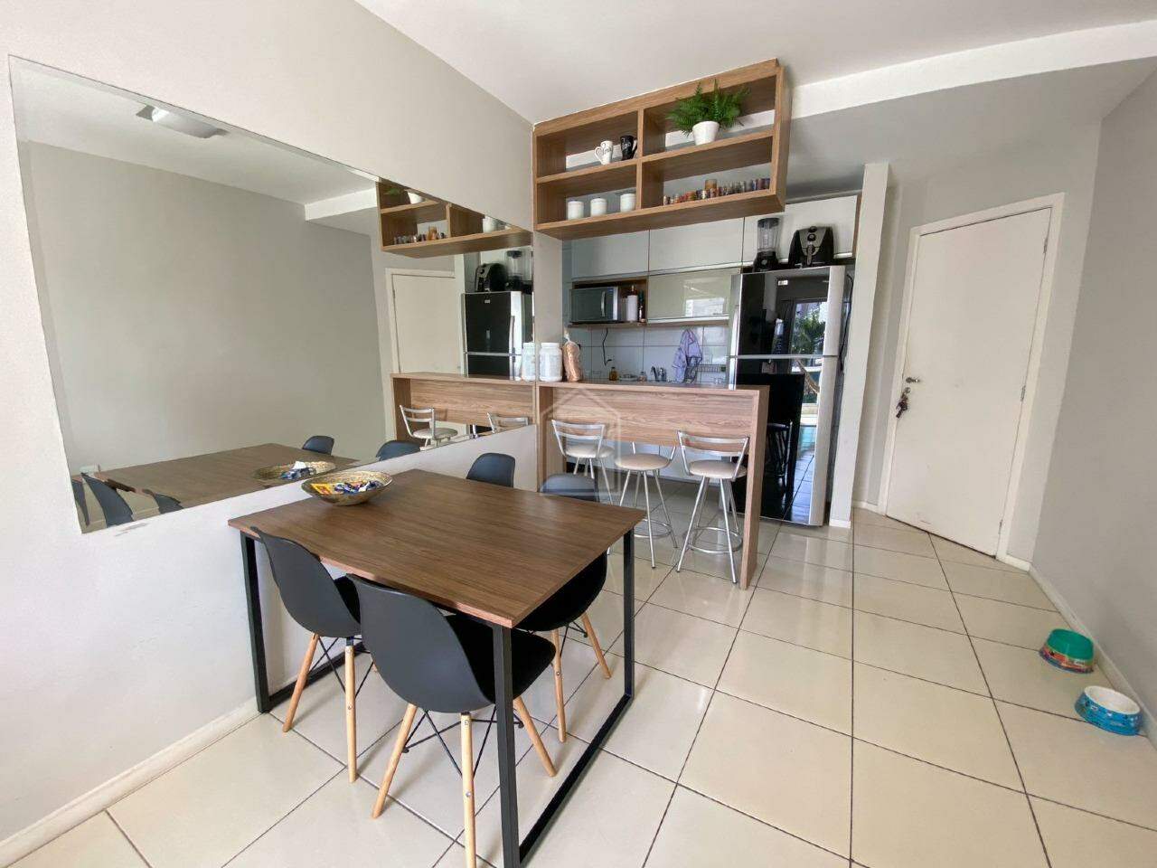 Apartamento à venda com 2 quartos, 60m² - Foto 4