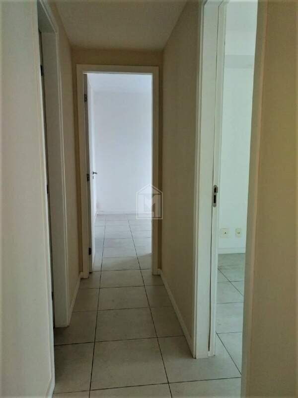 Apartamento para alugar com 2 quartos, 70m² - Foto 10