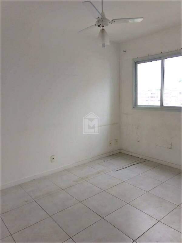 Apartamento para alugar com 2 quartos, 70m² - Foto 7