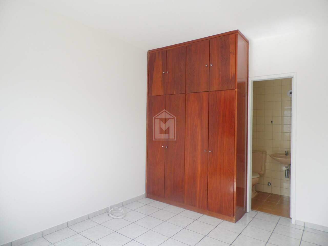 Apartamento para alugar com 2 quartos, 80m² - Foto 4