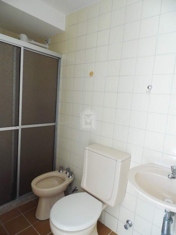 Apartamento para alugar com 2 quartos, 80m² - Foto 10