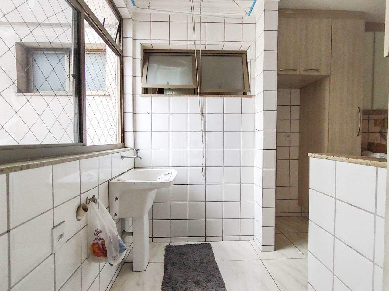 Apartamento para alugar com 3 quartos, 100m² - Foto 14