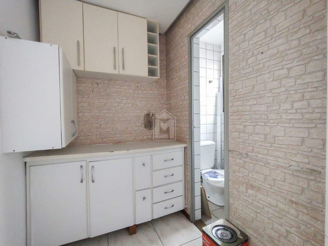 Apartamento para alugar com 3 quartos, 100m² - Foto 13