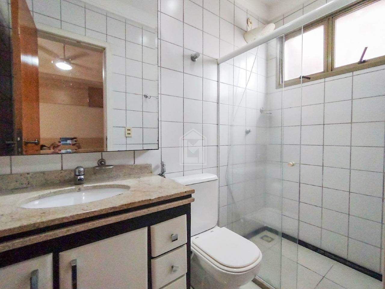 Apartamento para alugar com 3 quartos, 100m² - Foto 16