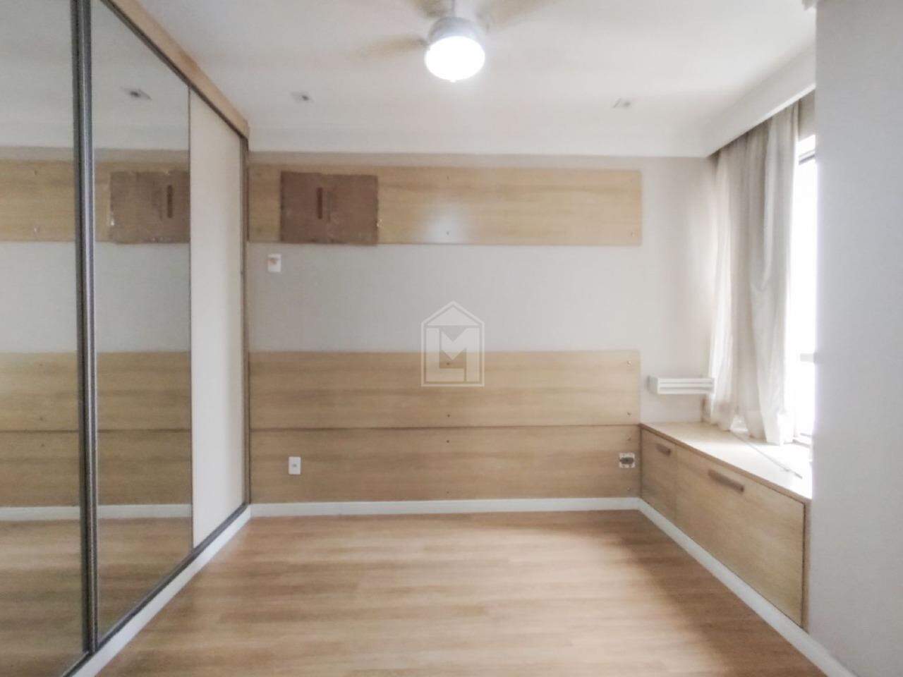 Apartamento para alugar com 3 quartos, 100m² - Foto 11