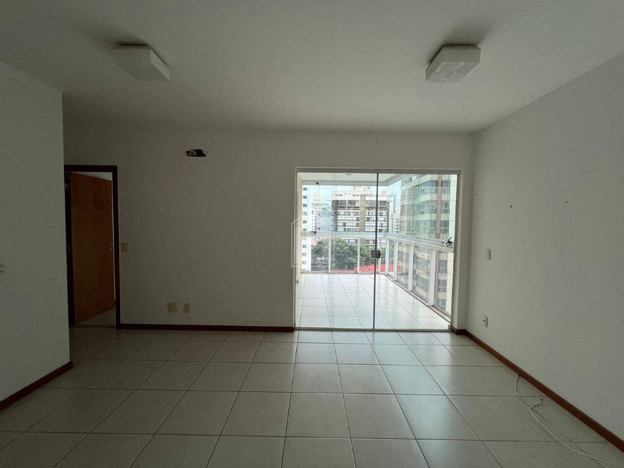 Apartamento para alugar com 2 quartos, 66m² - Foto 1