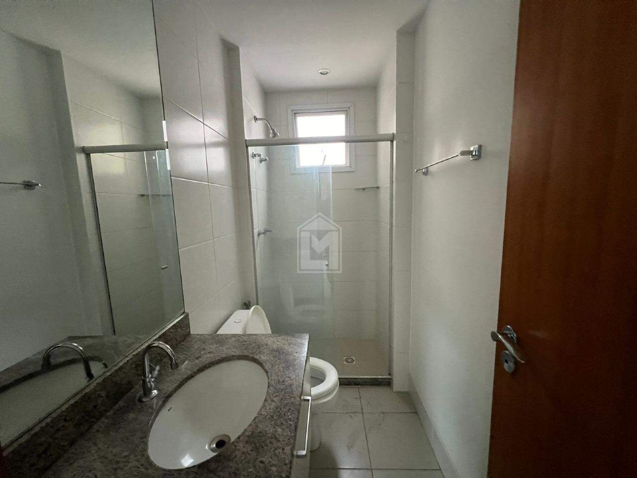 Apartamento para alugar com 2 quartos, 66m² - Foto 13