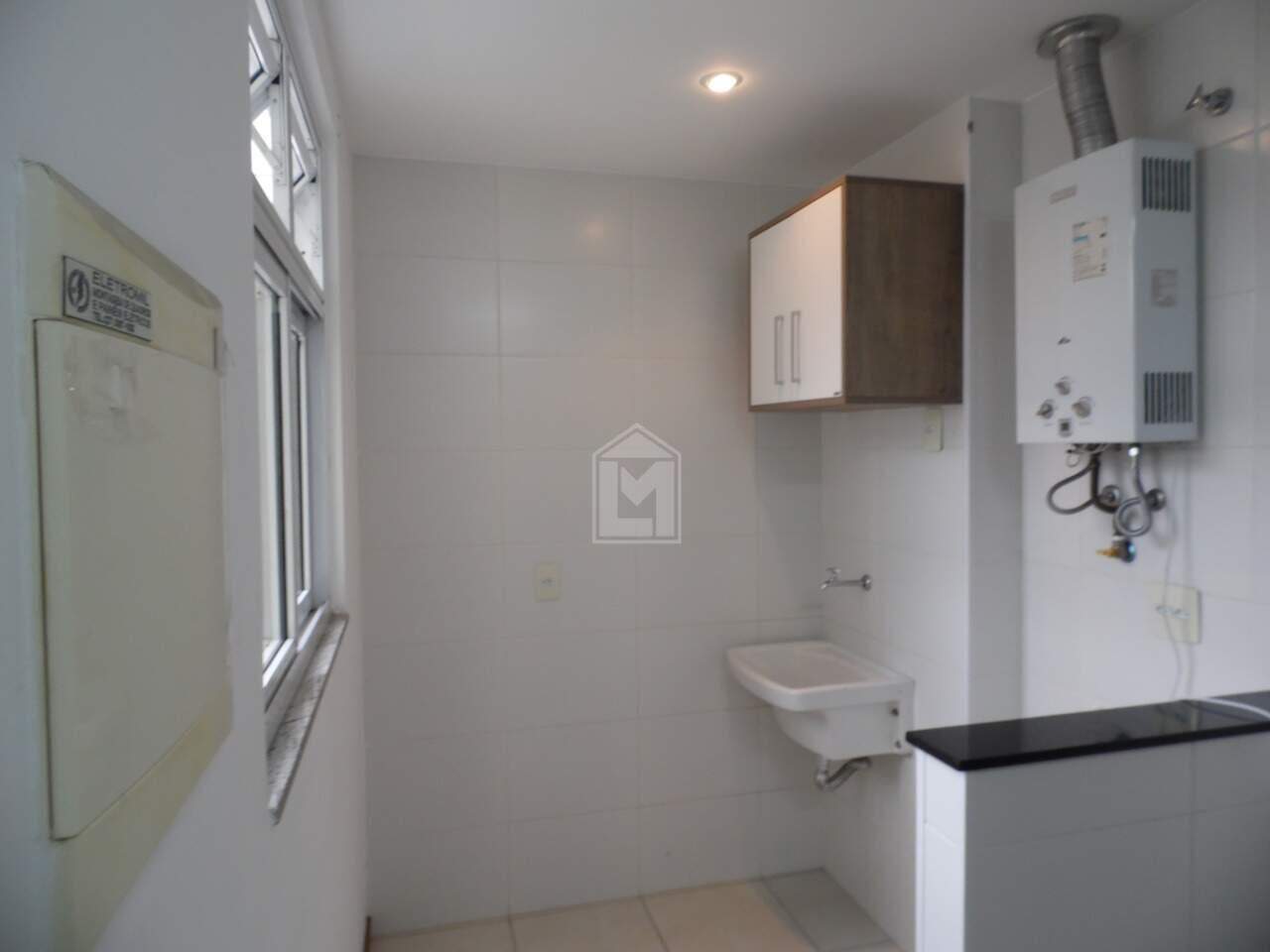 Apartamento para alugar com 2 quartos, 66m² - Foto 17