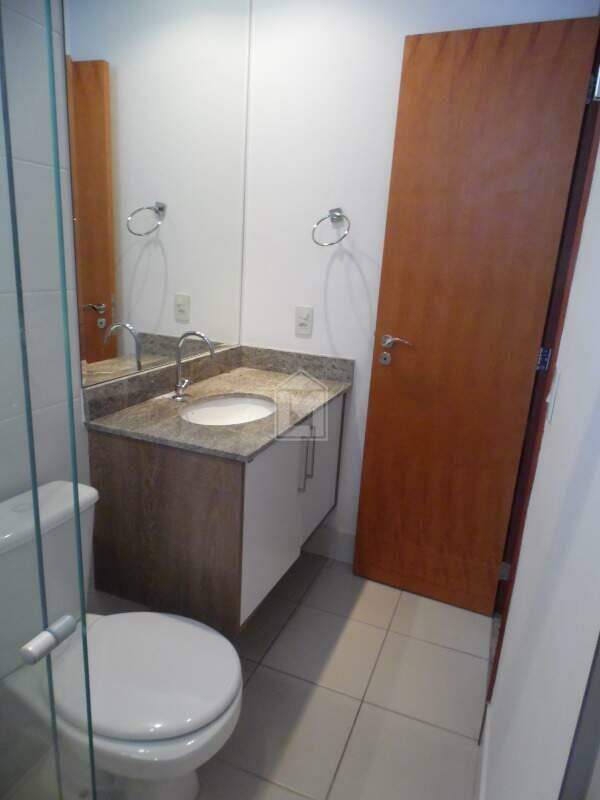 Apartamento para alugar com 2 quartos, 66m² - Foto 12