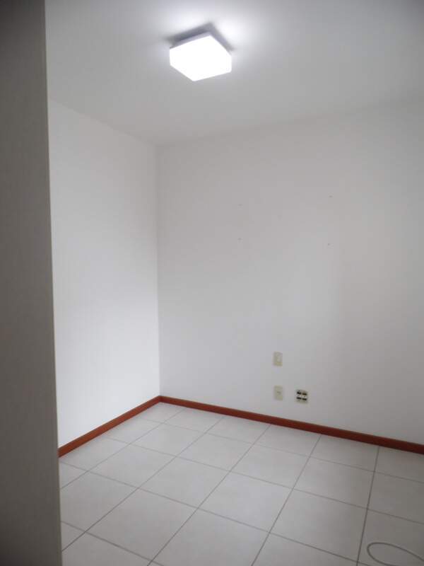 Apartamento para alugar com 2 quartos, 66m² - Foto 10