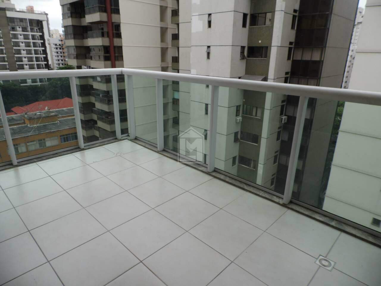 Apartamento para alugar com 2 quartos, 66m² - Foto 3