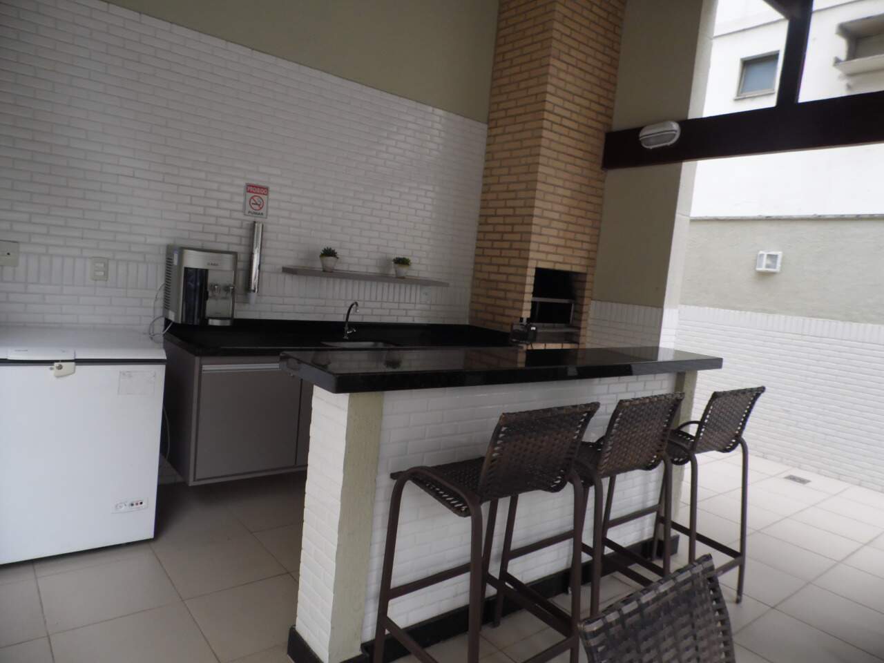 Apartamento para alugar com 2 quartos, 66m² - Foto 22