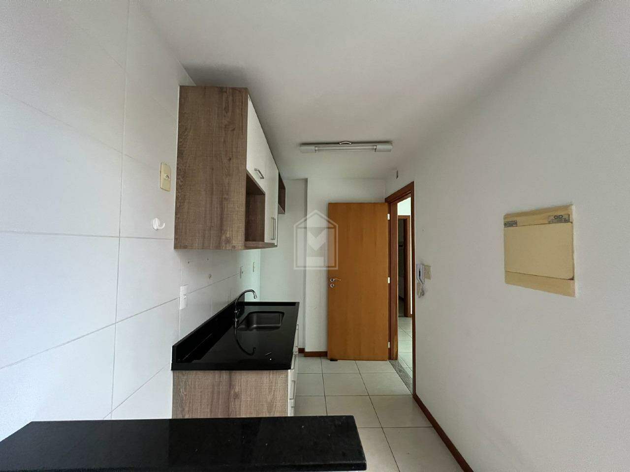 Apartamento para alugar com 2 quartos, 66m² - Foto 17