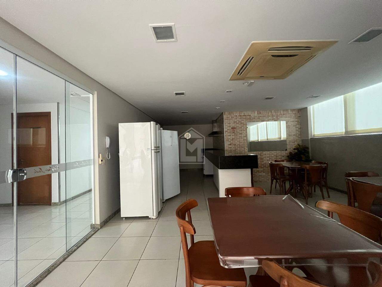 Apartamento para alugar com 2 quartos, 66m² - Foto 23