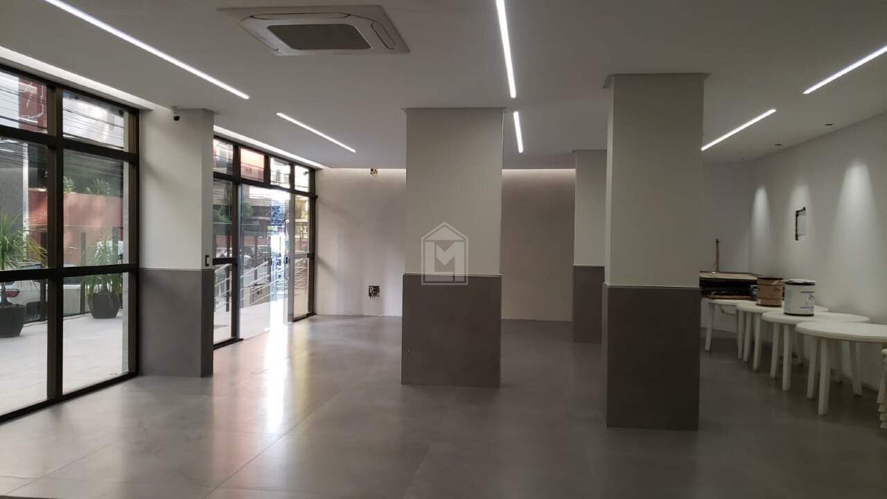 Apartamento para alugar com 3 quartos, 186m² - Foto 10