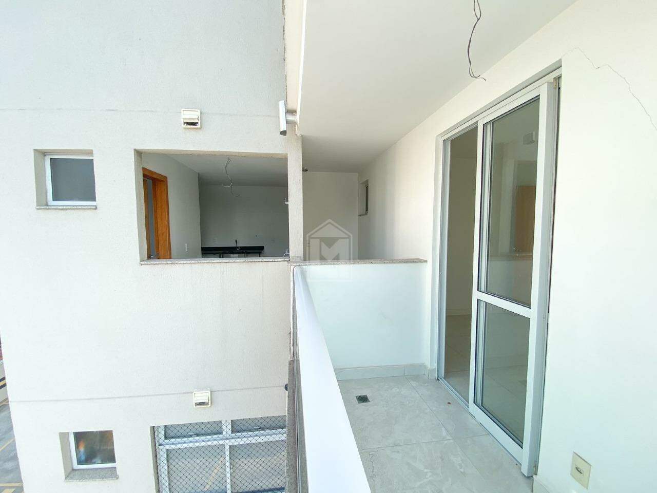 Apartamento à venda com 3 quartos, 99m² - Foto 9