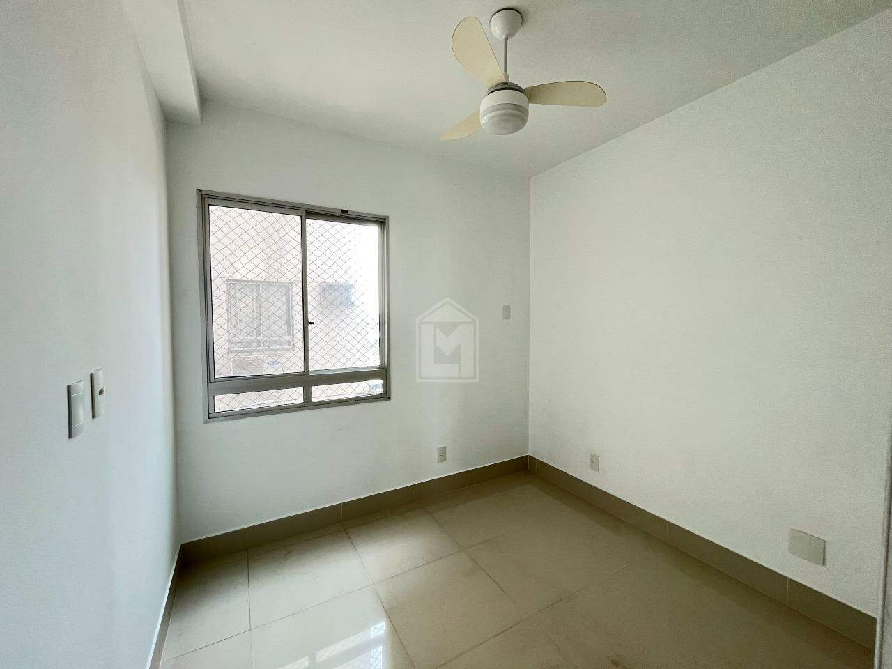 Apartamento para alugar com 3 quartos, 95m² - Foto 11