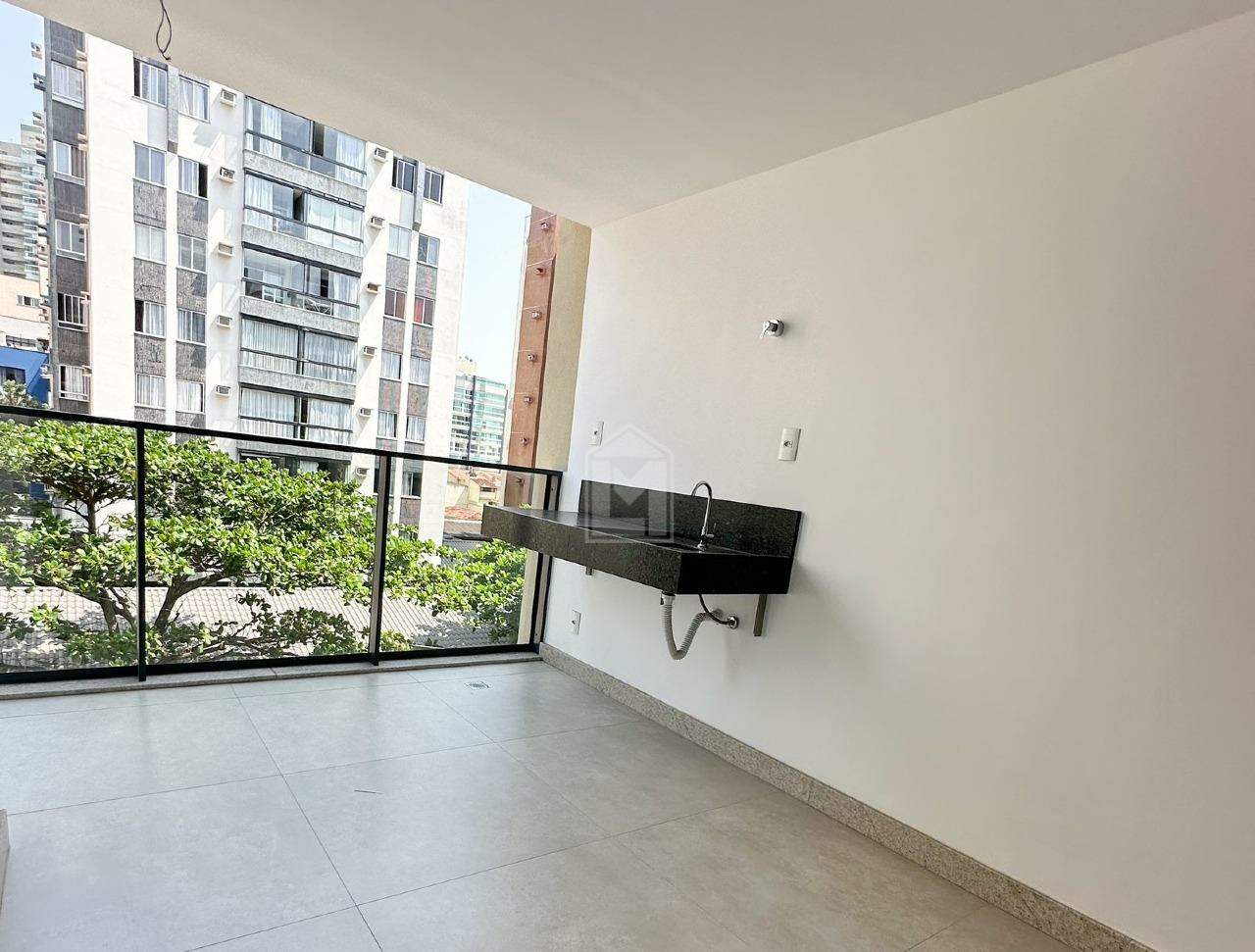 Apartamento à venda com 3 quartos, 93m² - Foto 5